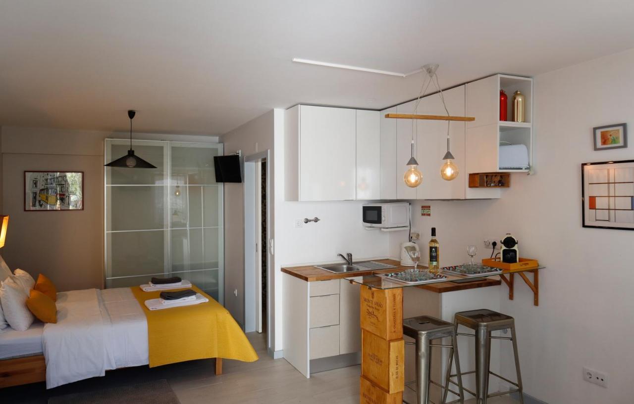 Casotas Lägenhet Lisboa Exteriör bild